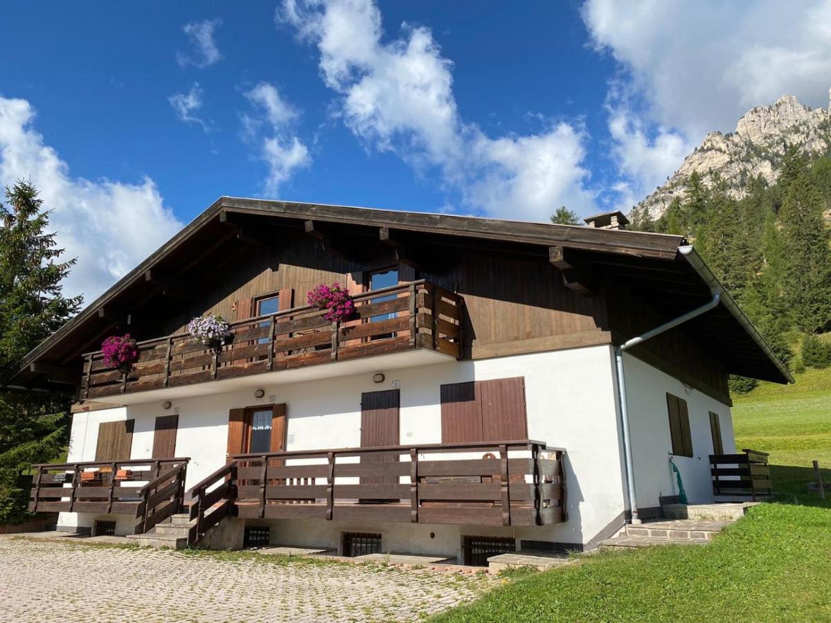 Chalet Relax Pozza di Fassa Exterior foto