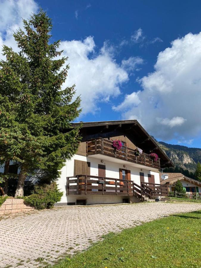 Chalet Relax Pozza di Fassa Exterior foto