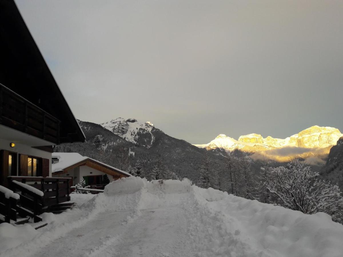 Chalet Relax Pozza di Fassa Exterior foto